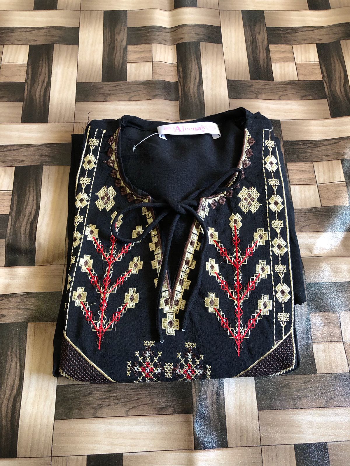 Boho-Chic Embroidered Tunic Top